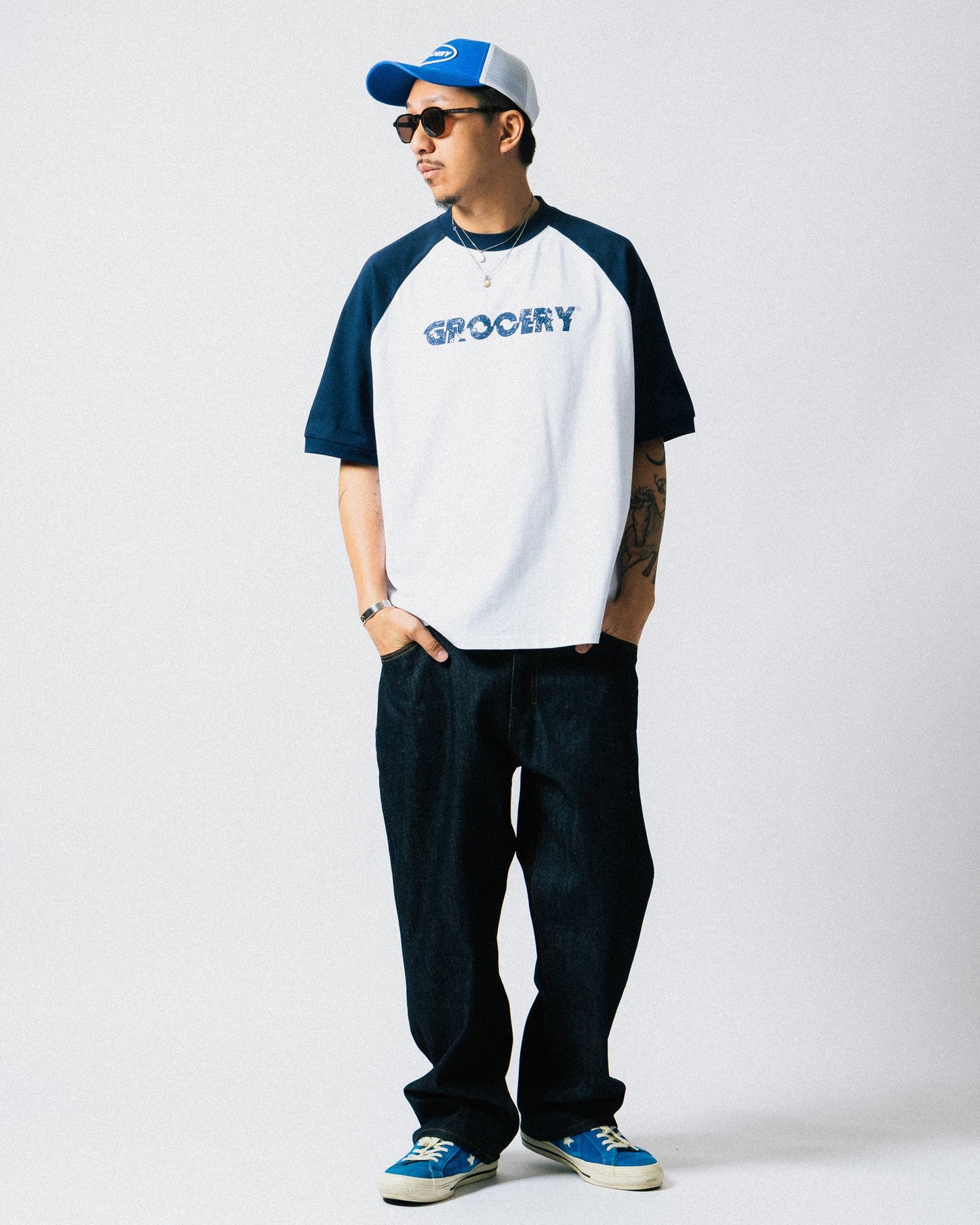GROCERY CONTRAST RAGLAN LOGO TEE/ WHITE - GROGROCERY