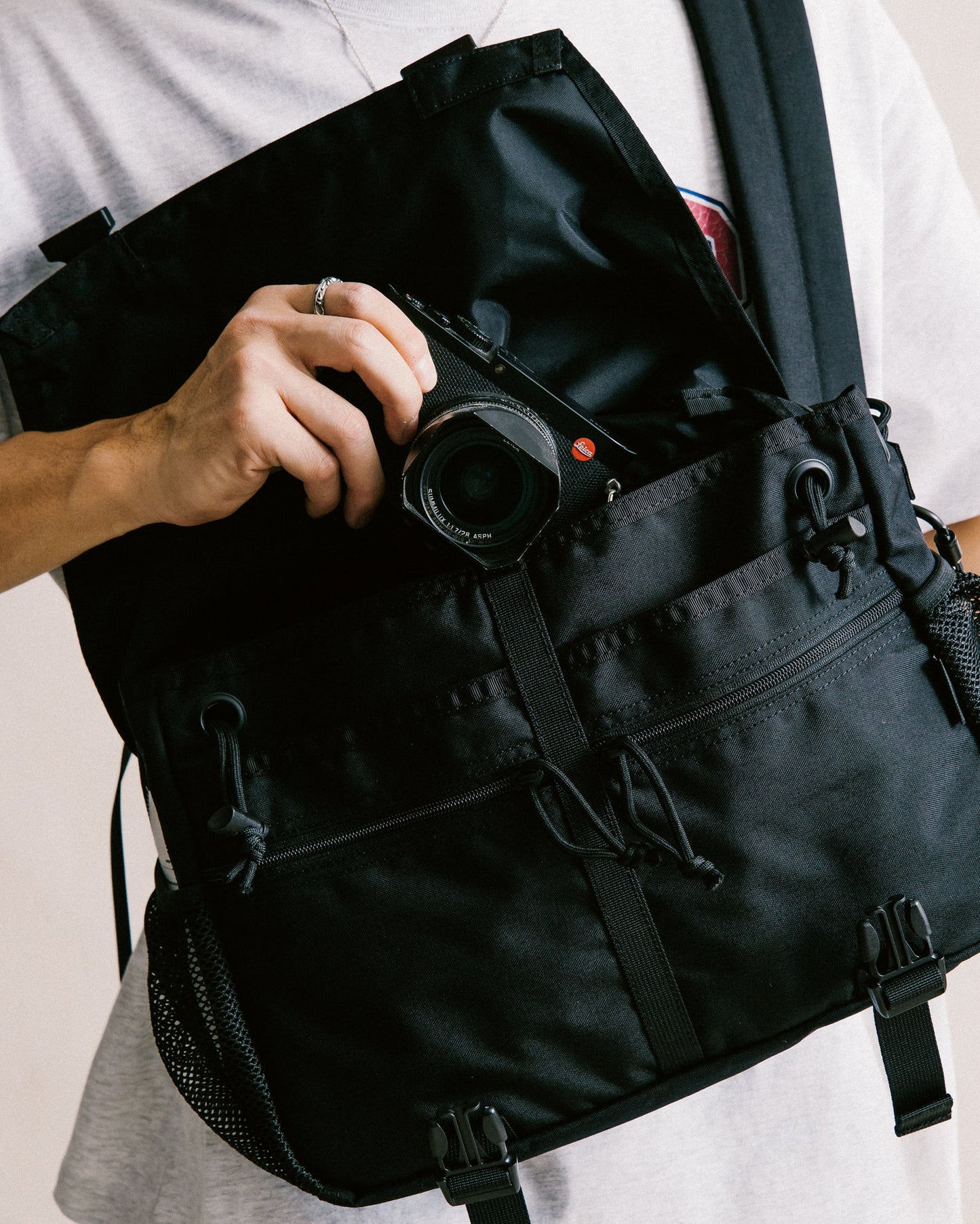 GROCERY CORDURA CROSS BODY MESSENGER BAG/ BLACK - GROGROCERY