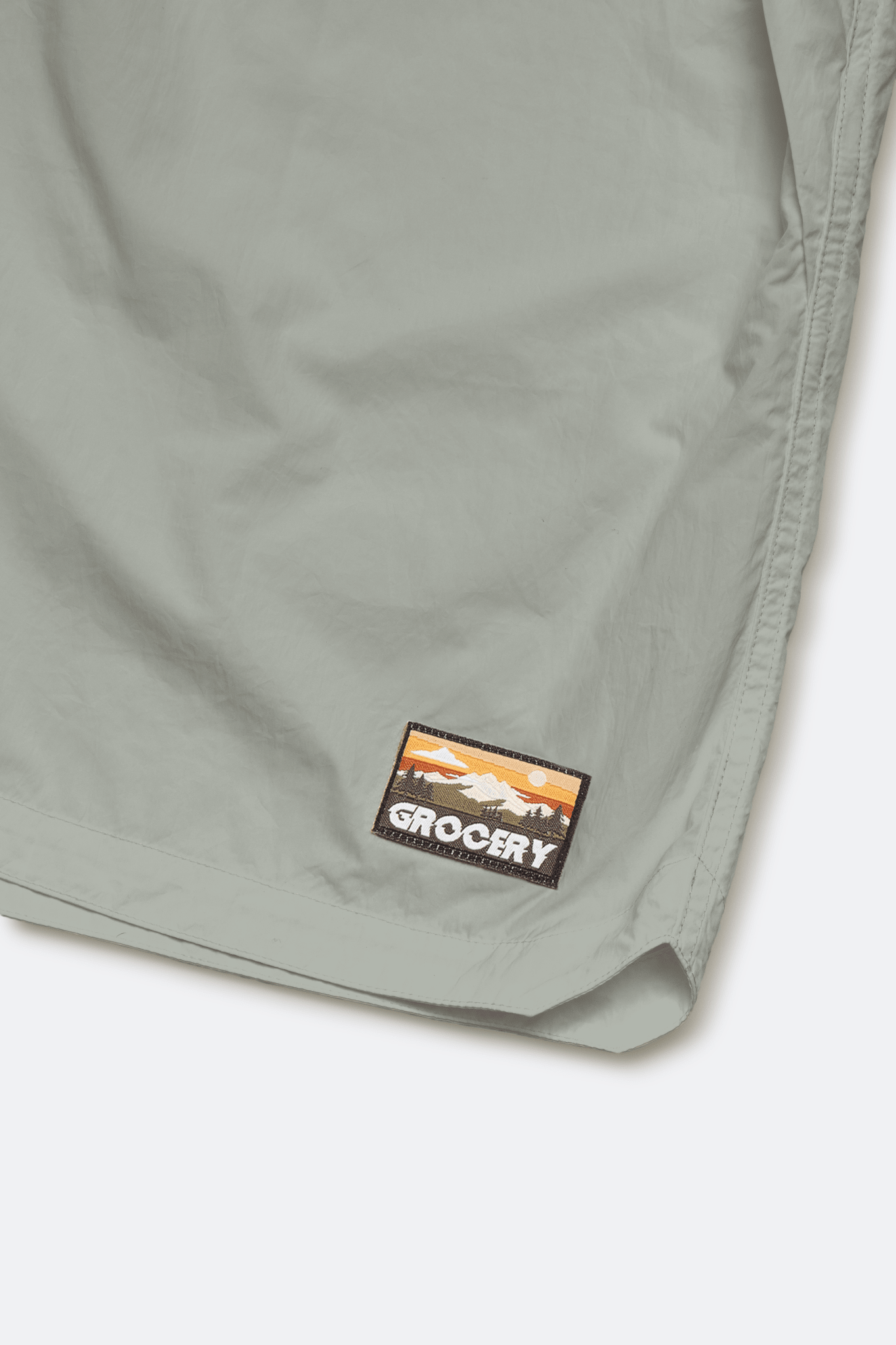 GROCERY DAILY NYLON SHORTS/ GREIGE - GROGROCERY