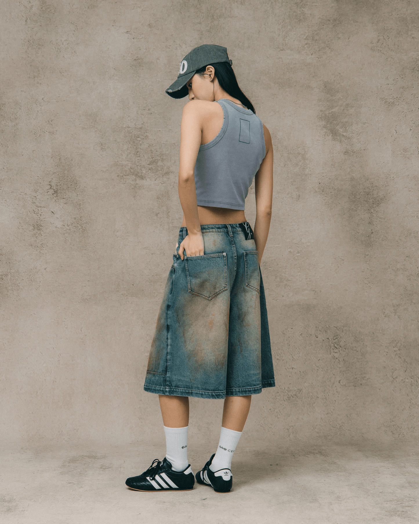 GROCERY DIRTY WASHED DENIM BAGGY JORTS/ DARK WASH - GROGROCERY