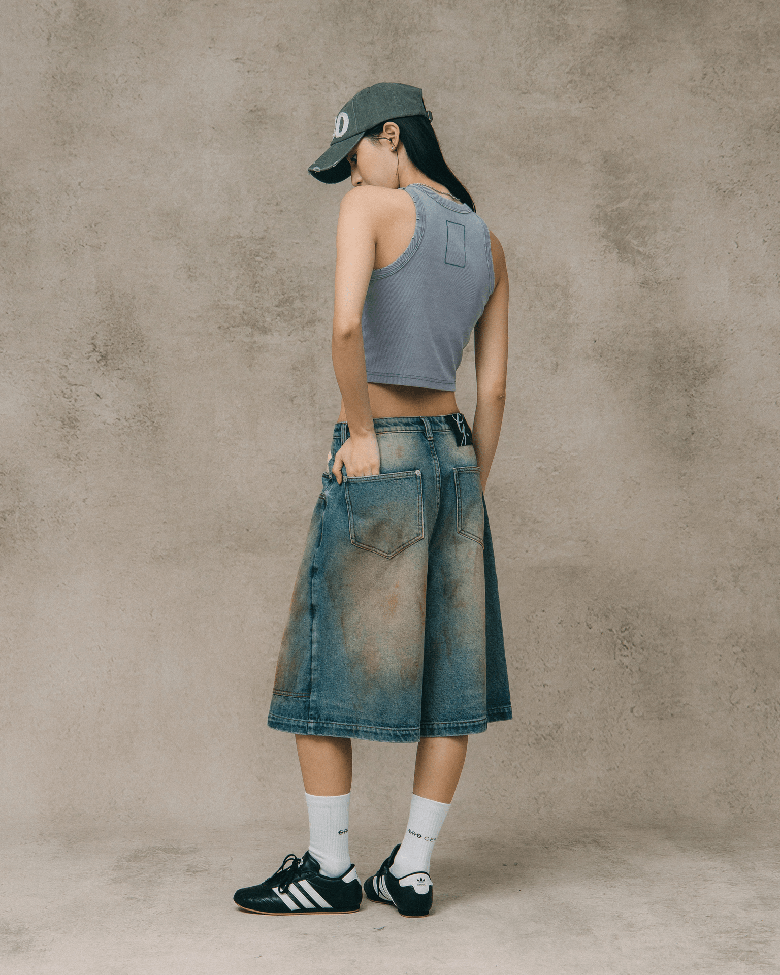 GROCERY DIRTY WASHED DENIM BAGGY JORTS/ DARK WASH - GROGROCERY