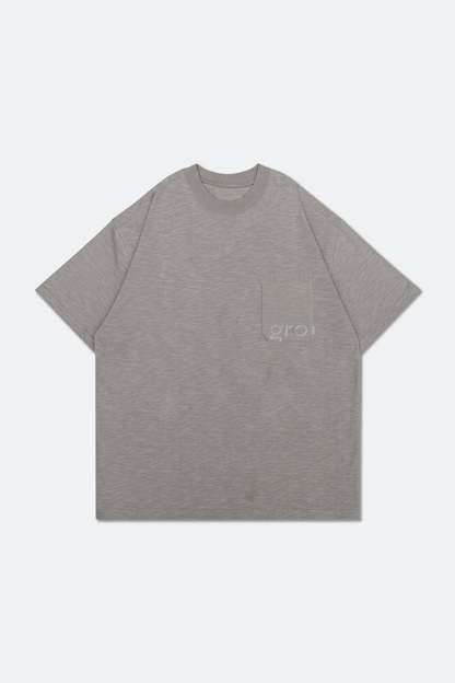 GROCERY EMBROIDERY LOGO POCKET TEE/ CEMENT - GROGROCERY