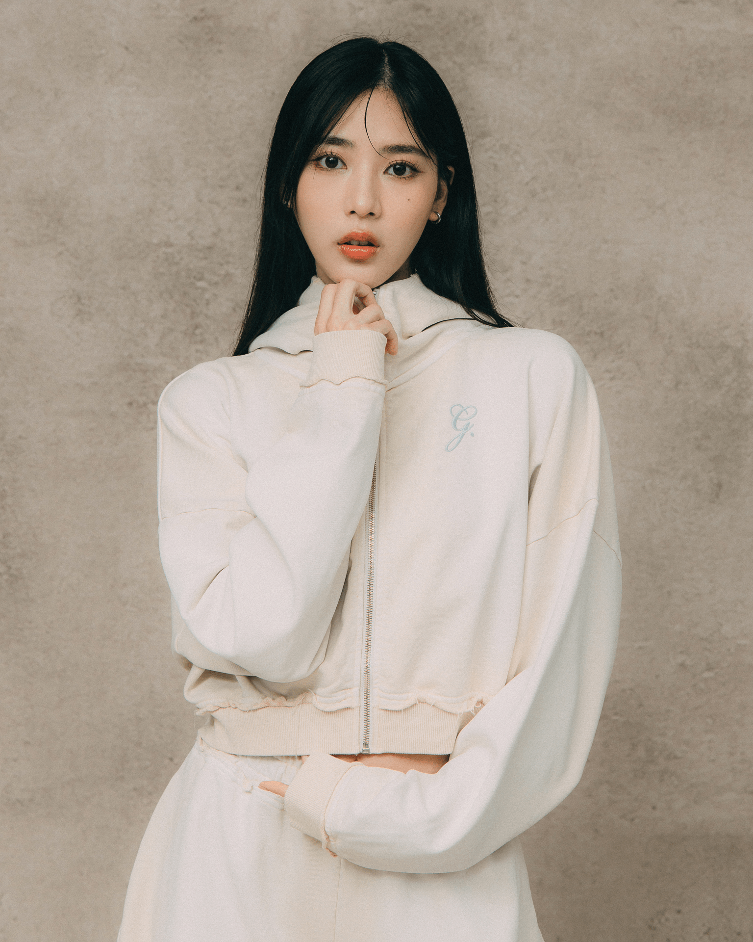 GROCERY FADED WASHED CROPPED ZIP UP HOODIE/ WASHED CREAM - GROGROCERY