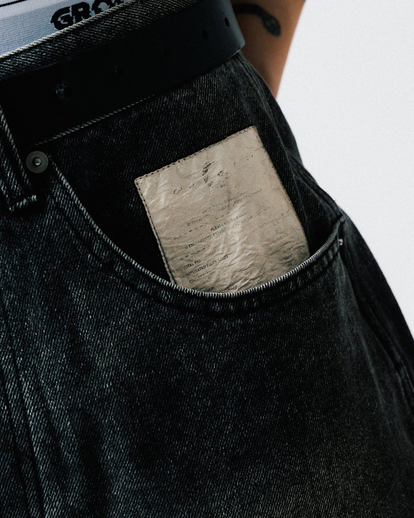 GROCERY G LOGO WASHED DENIM SHORTS/ BLACK - GROGROCERY