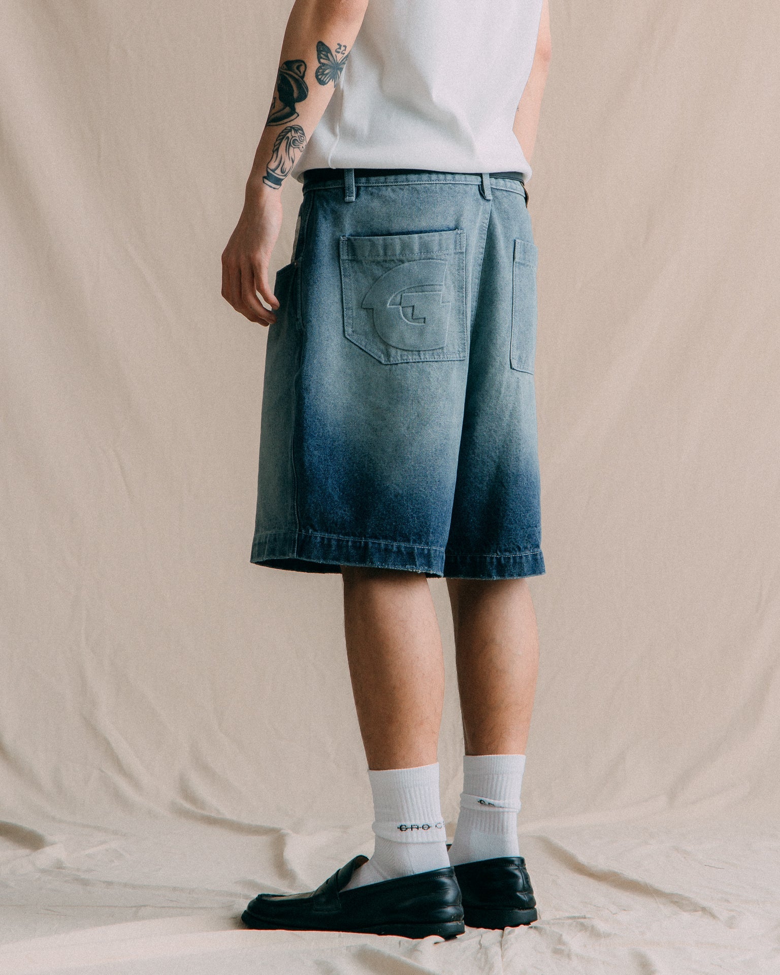 GROCERY G LOGO WASHED DENIM SHORTS/ FADED BLUE - GROGROCERY