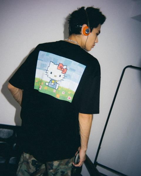 GROCERY | HELLO KITTY PIXEL KITTY GRAPHIC TEE by ADAM LISTER/ BLACK - GROGROCERY