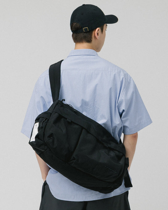 GROCERY MULTI POCKET INVOICE MESSENGER BAG/ BLACK - GROGROCERY