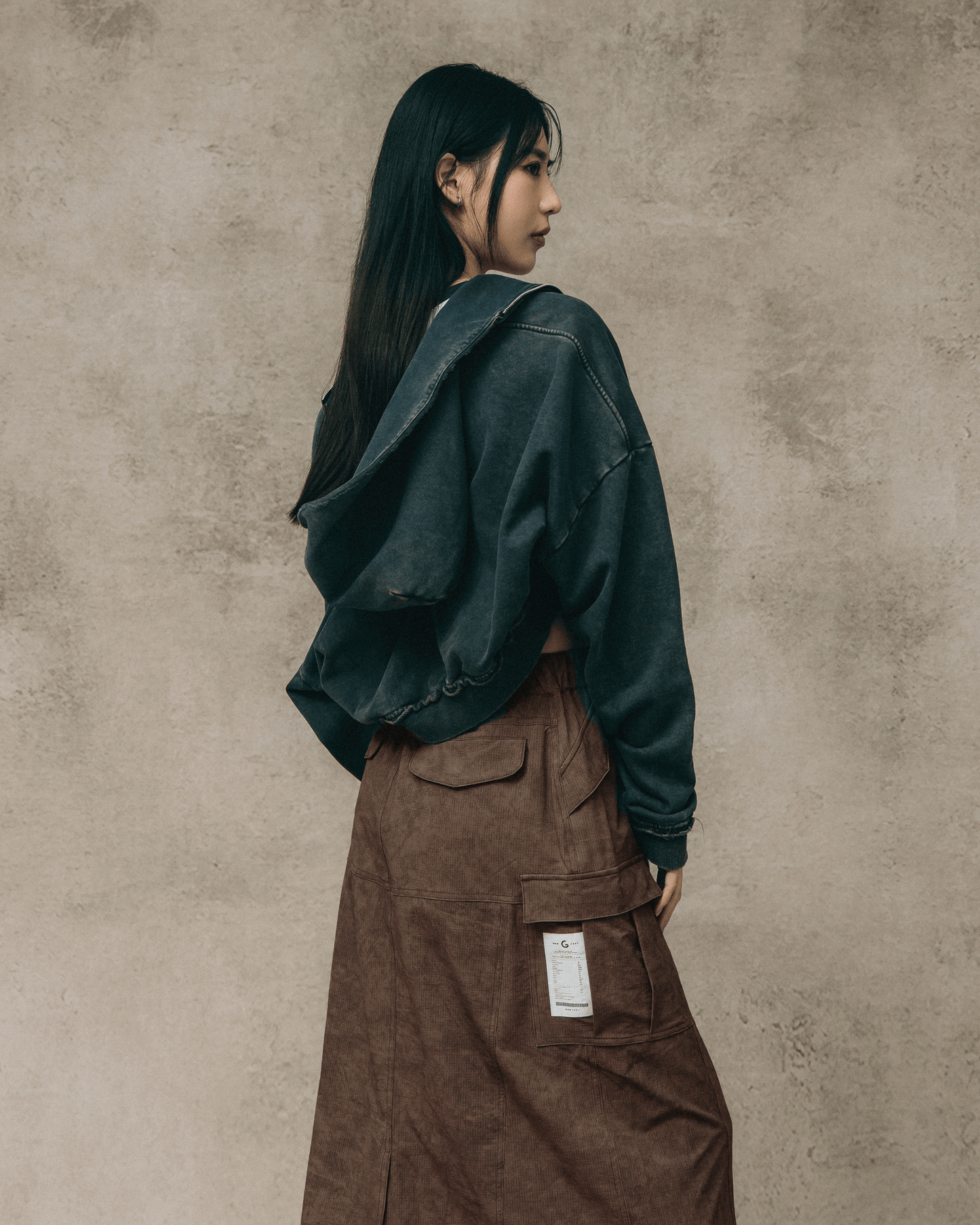 GROCERY NYLON MULTI POCKET CARGO SKIRT/ BROWN - GROGROCERY