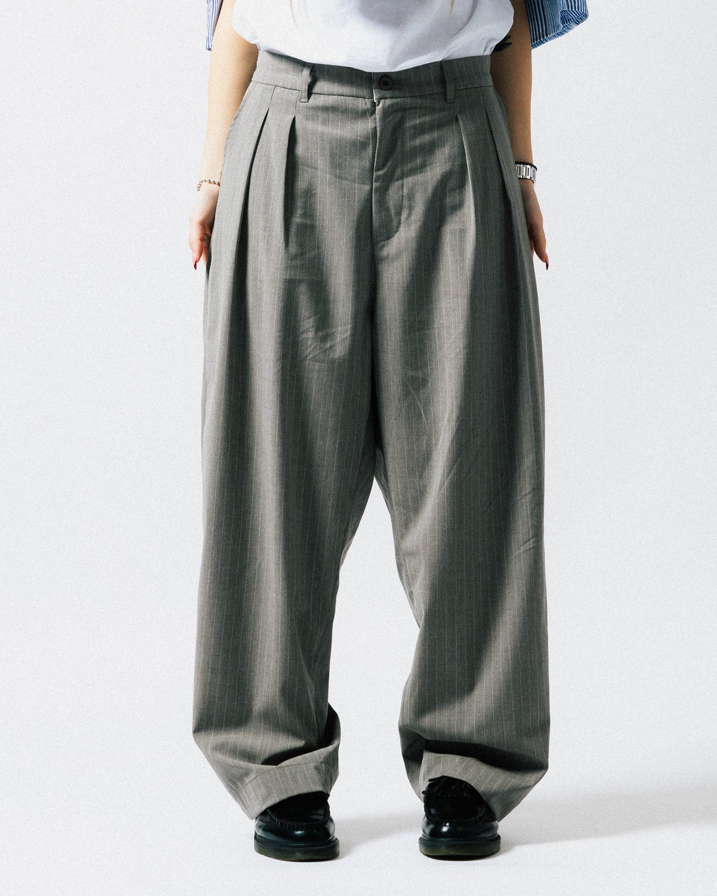 GROCERY PLEATED STRIPE COMFY EVERYDAY PANTS/ ROYAL BEIGE - GROGROCERY