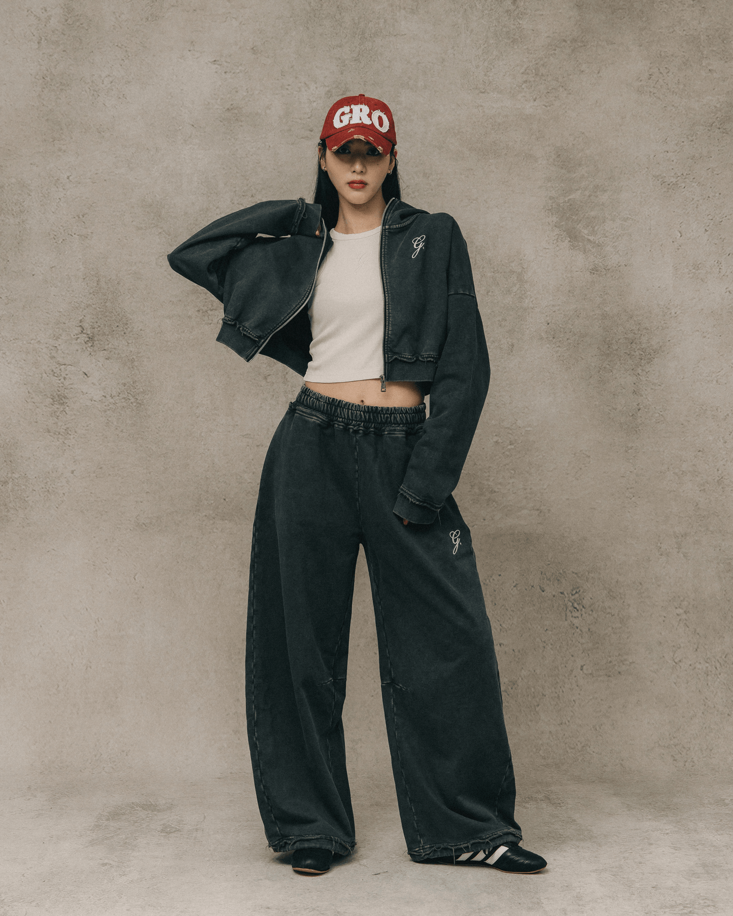 GROCERY SNOW WASHED WIDE LEG SWEATPANTS/ WASHED BLACK - GROGROCERY