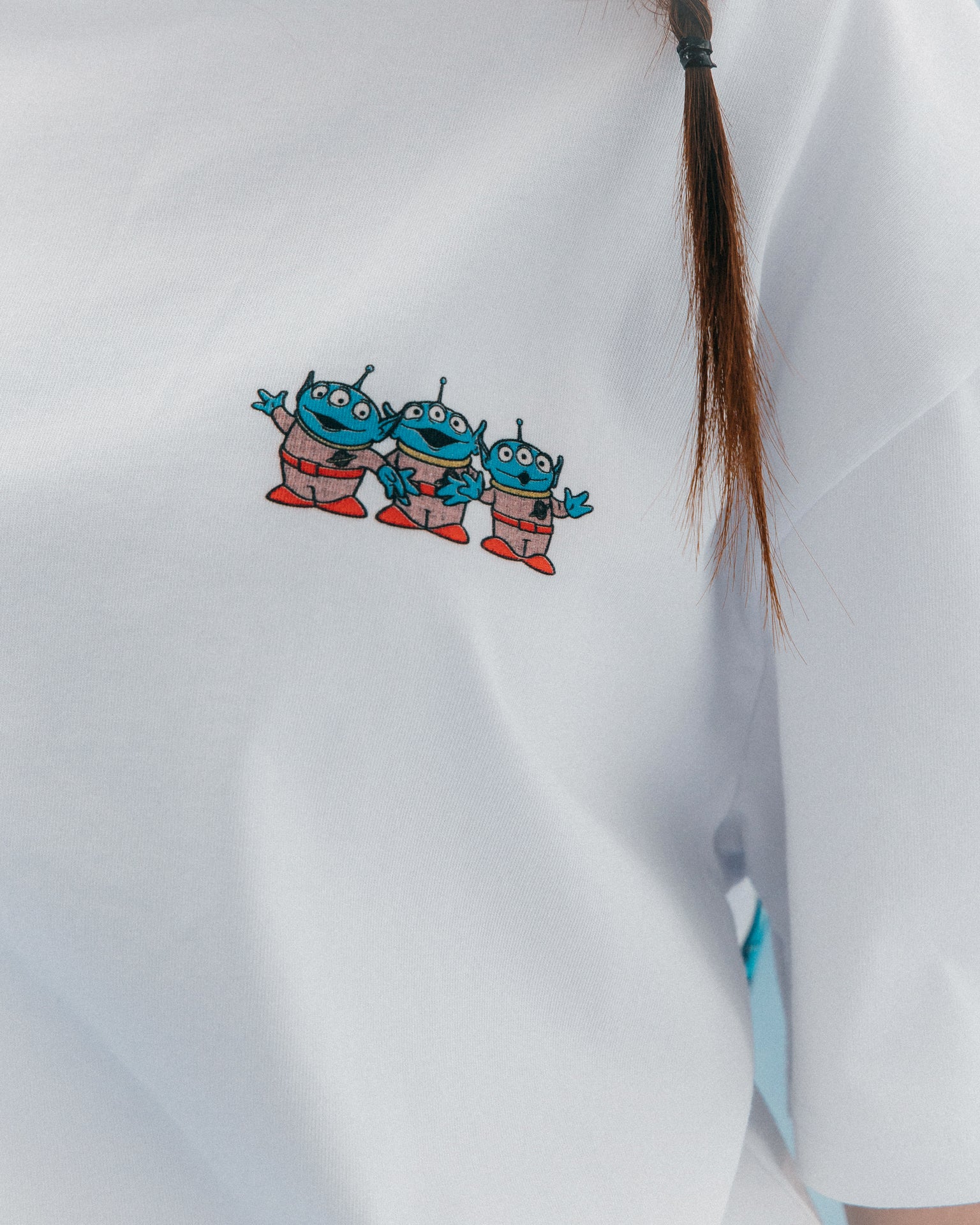 GROCERY | TARMAC | TOY STORY OOOH THE CLAW INVOICE TEE/ WHITE - GROGROCERY