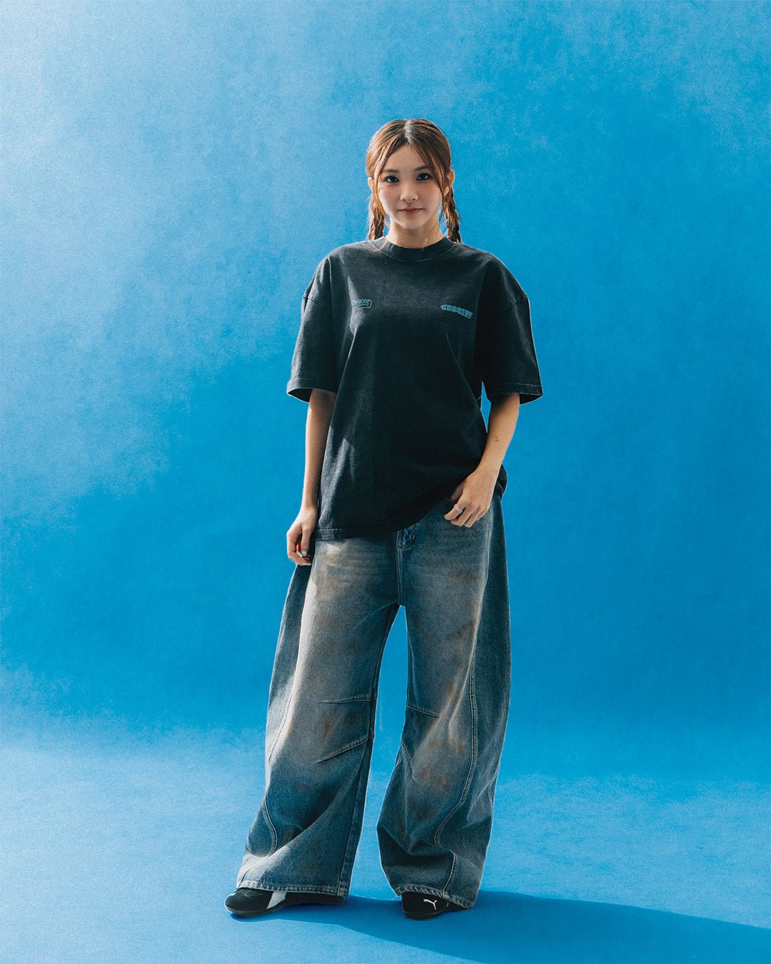 GROCERY | TARMAC | TOY STORY SNOW WASHED BUNNY AND DUCKY GRAPHIC TEE/ WASHED BLACK - GROGROCERY