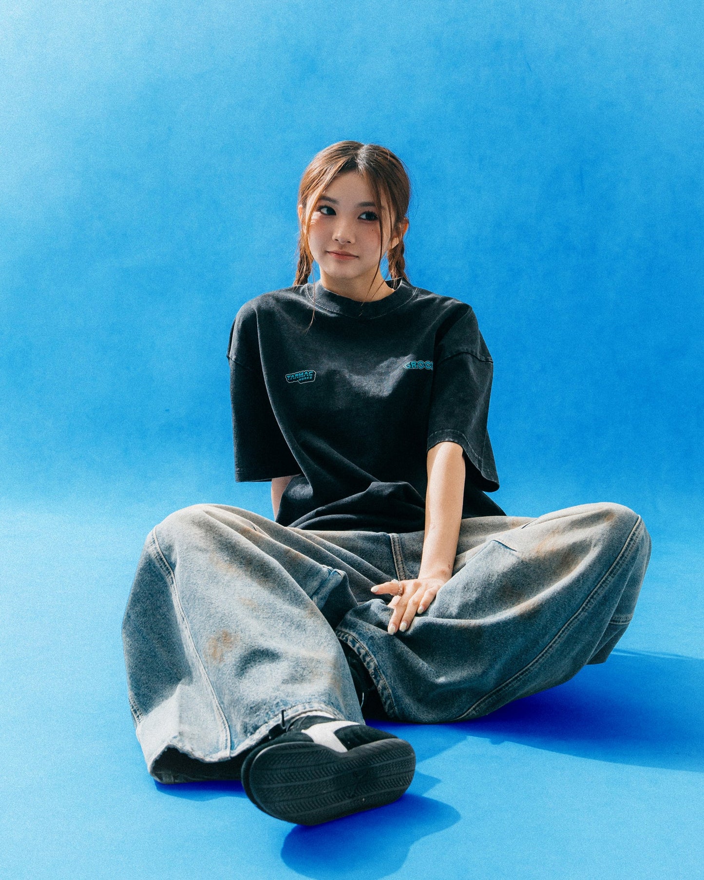 GROCERY | TARMAC | TOY STORY SNOW WASHED BUNNY AND DUCKY GRAPHIC TEE/ WASHED BLACK - GROGROCERY