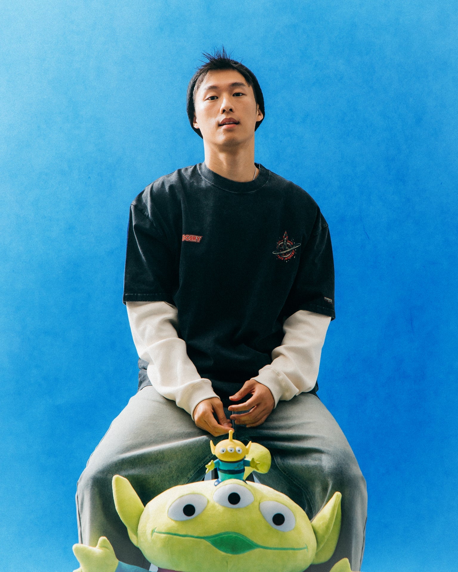 GROCERY | TARMAC | TOY STORY SNOW WASHED COSMIC CHEESE GRAPHIC TEE/ WASHED BLACK - GROGROCERY