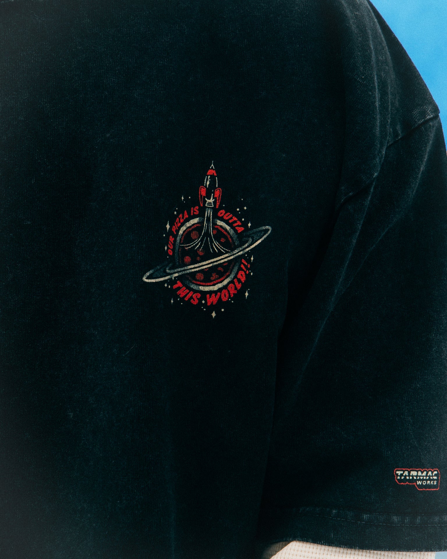 GROCERY | TARMAC | TOY STORY SNOW WASHED COSMIC CHEESE GRAPHIC TEE/ WASHED BLACK - GROGROCERY