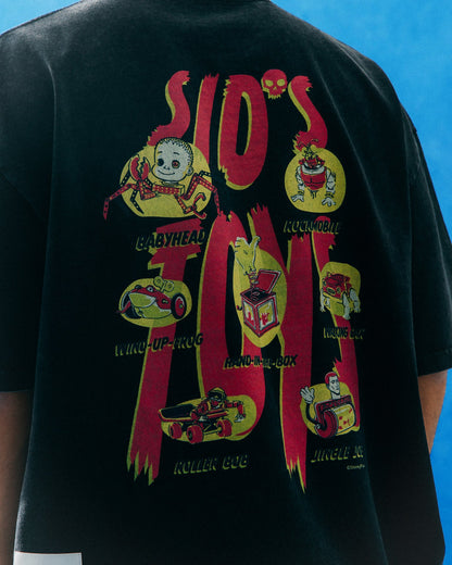 GROCERY | TARMAC | TOY STORY SNOW WASHED SID'S TOYS GRAPHIC TEE/ WASHED BLACK - GROGROCERY