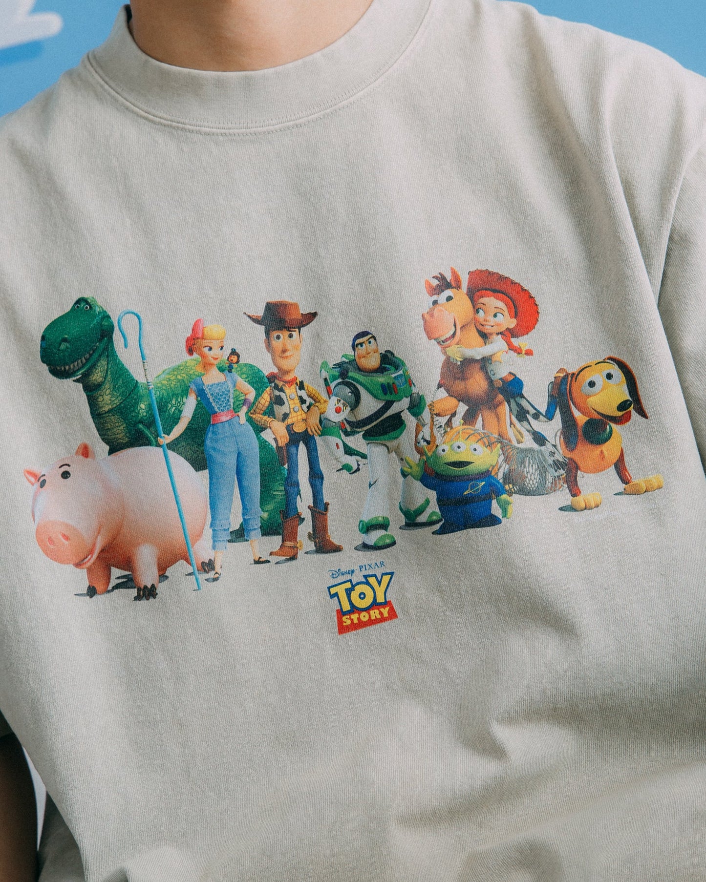 ⁠GROCERY | TARMAC | TOY STORY THE TOYS WASHED GRAPHIC BOXY TEE/ GREY OLIVE - GROGROCERY