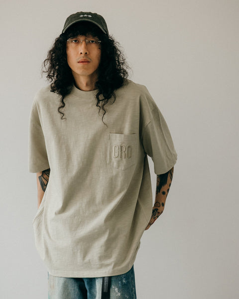 GROCERY TEE - 078 EMBROIDERY LOGO POCKET TEE/ DUSTY GREEN - GROGROCERY