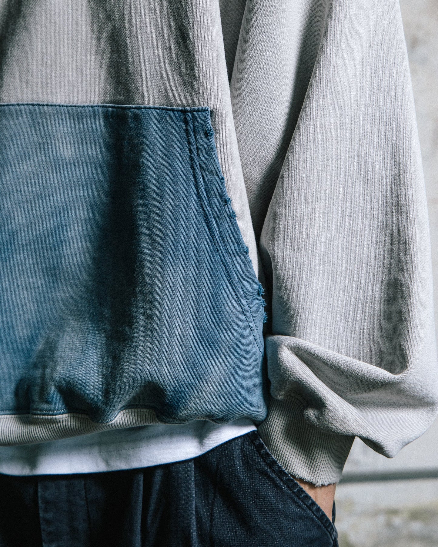 GROCERY TWO TONE BUTTON NECK WASHED HOODIE/ GREY & TEAL - GROGROCERY