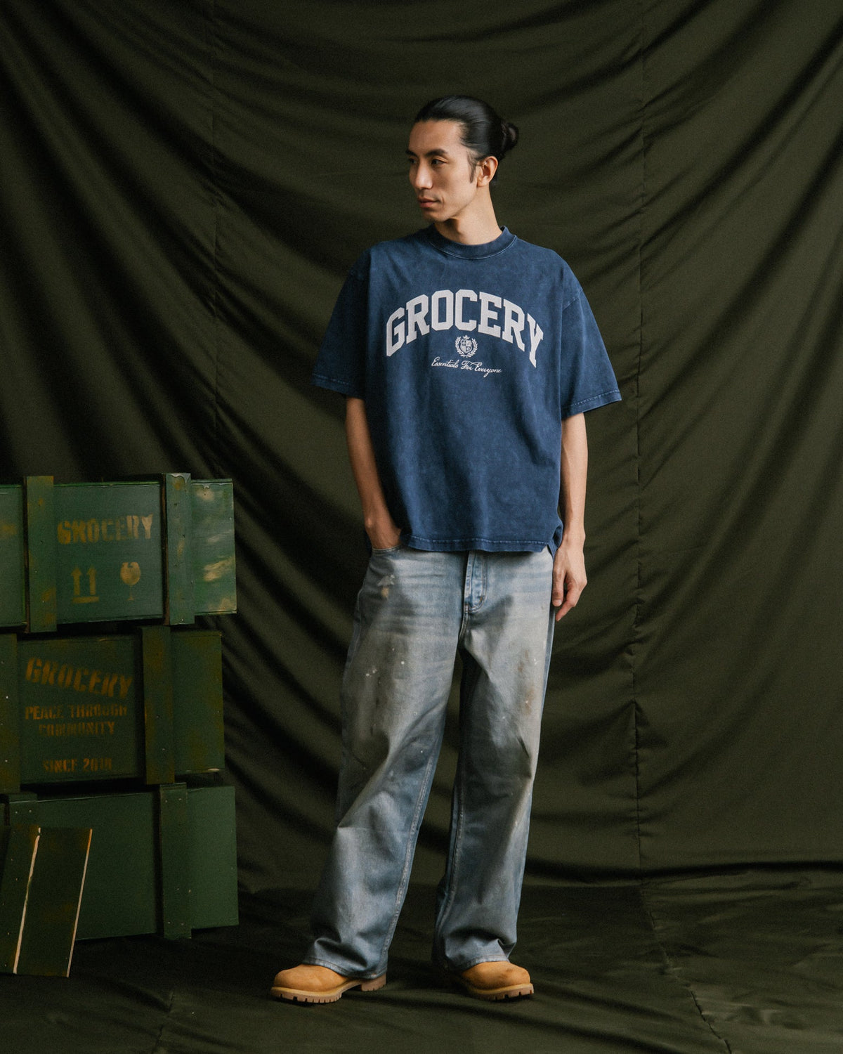 GROCERY VINTAGE COLLEGE LOGO WASHED BOXY TEE/ NAVY - GROGROCERY