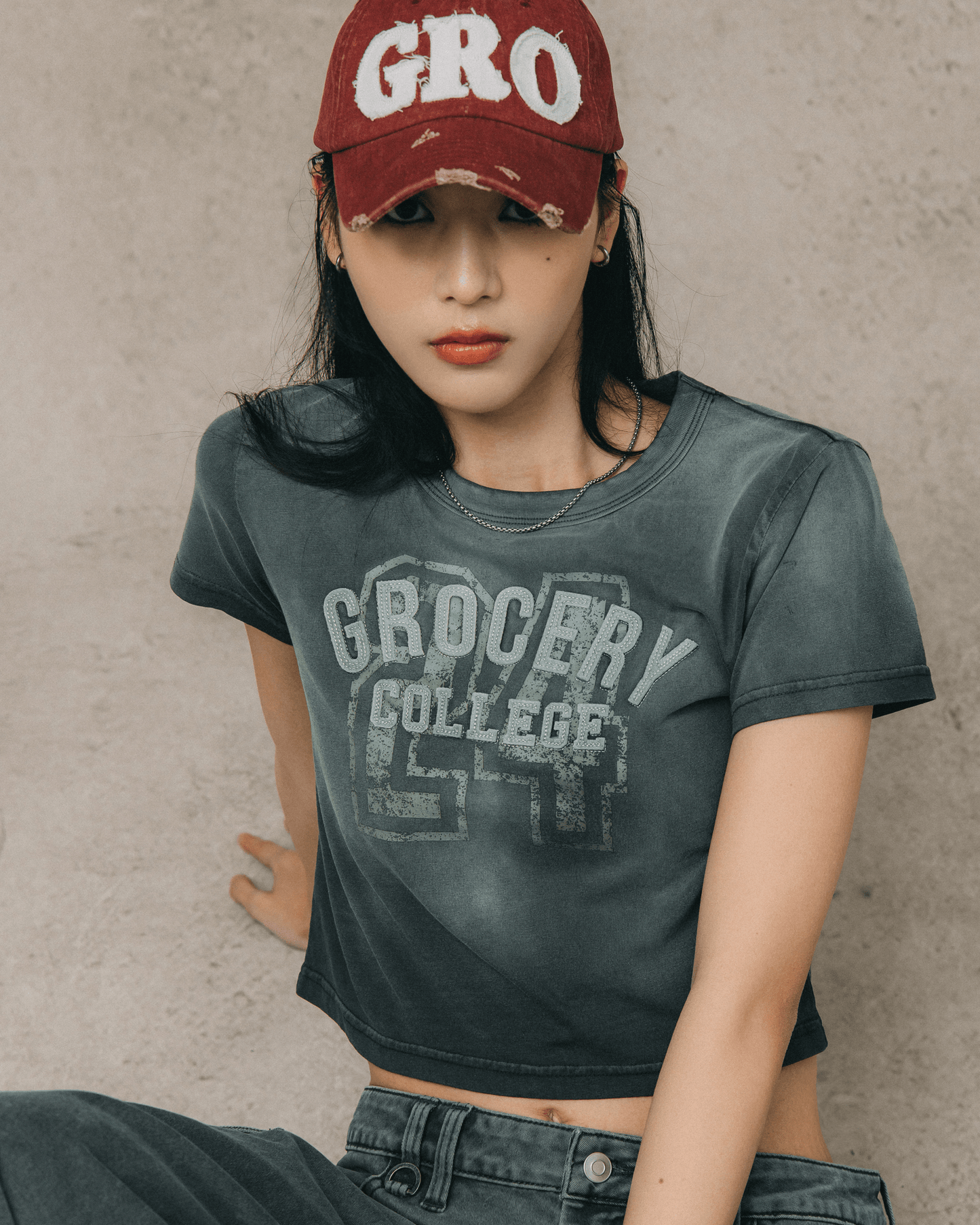 GROCERY WASHED COLLEGE BABY TEE/ FADED GREY - GROGROCERY