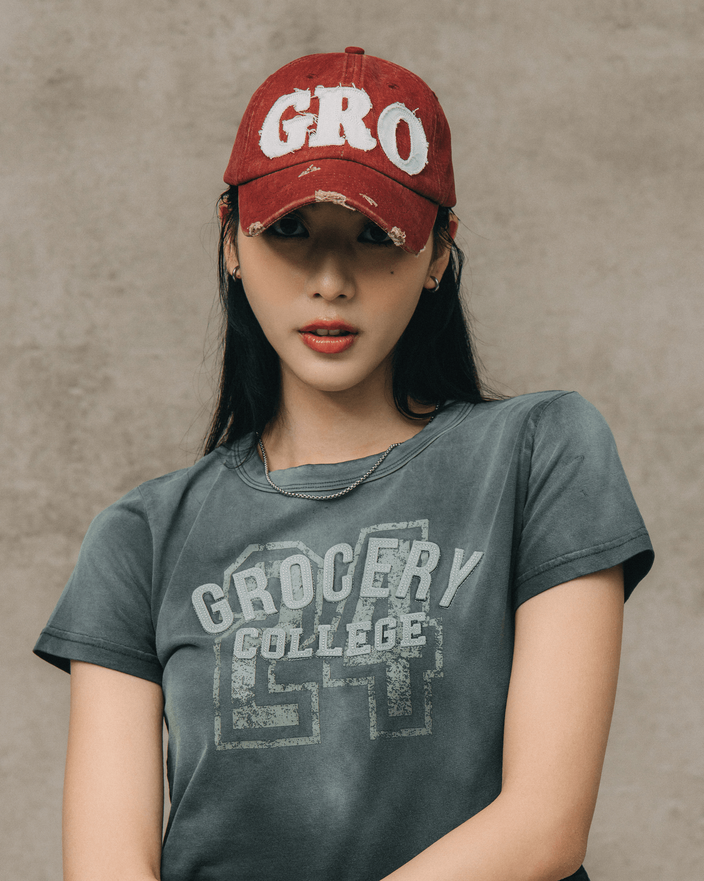 GROCERY WASHED COLLEGE BABY TEE/ FADED GREY - GROGROCERY
