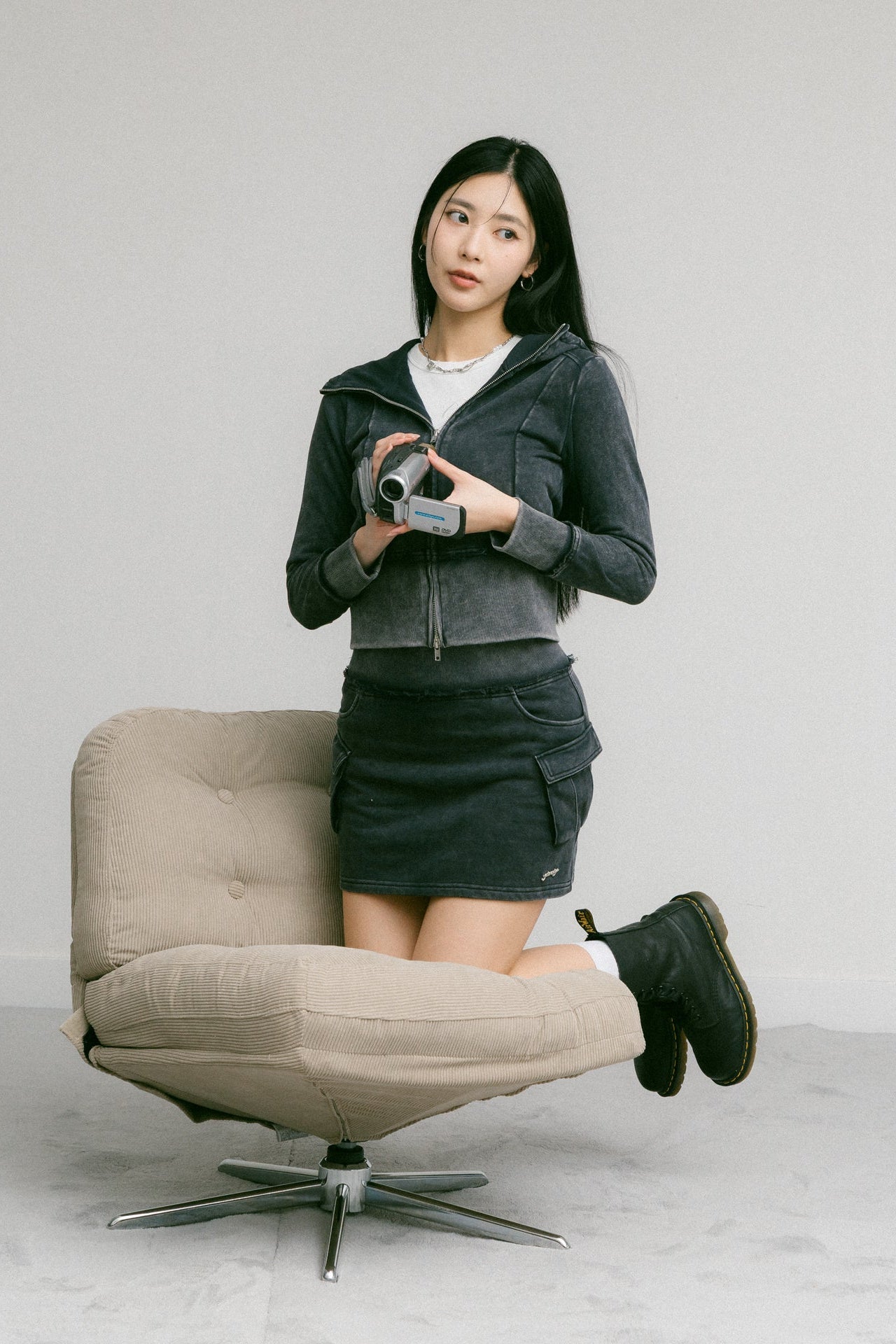 GROCERY WASHED CROPPED ZIP UP HOODIE/ BLACK - GROGROCERY