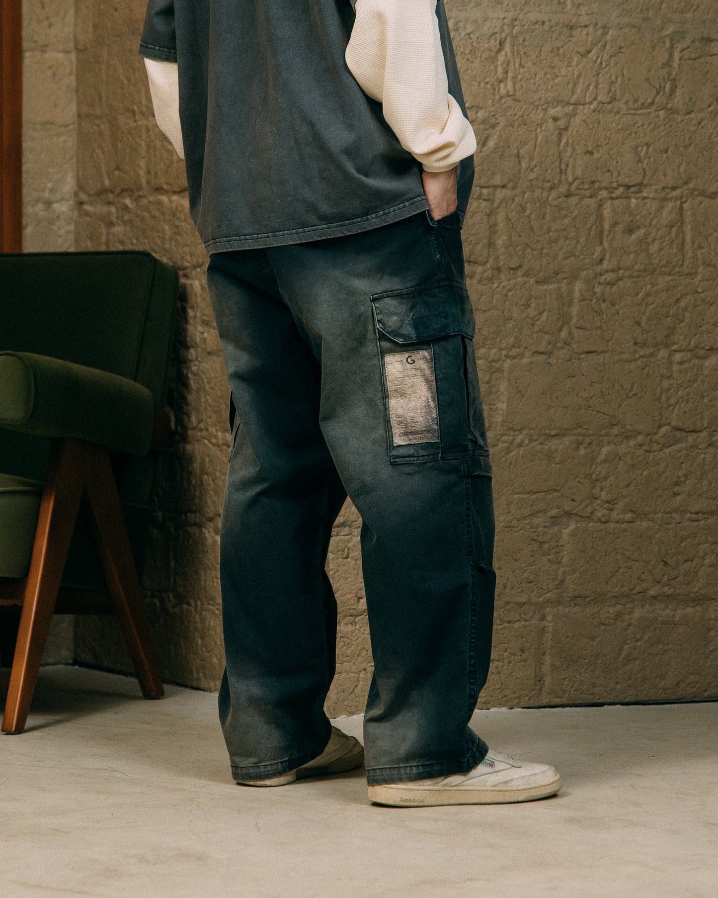 GROCERY WASHED WIDE CARGO PANTS/ FADED BLACK - GROGROCERY