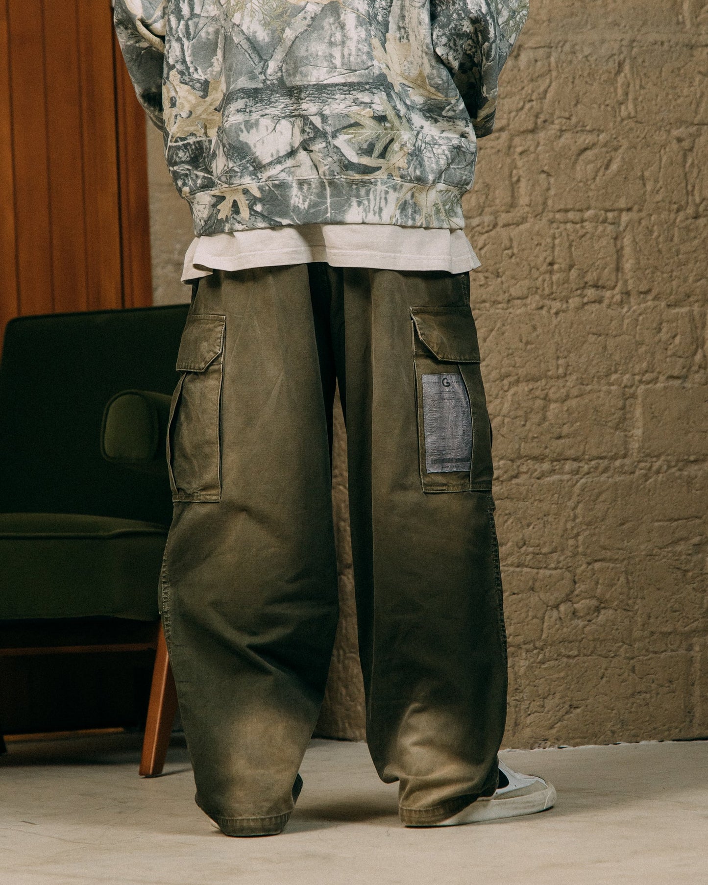GROCERY WASHED WIDE CARGO PANTS/ FADED DARK OLIVE - GROGROCERY