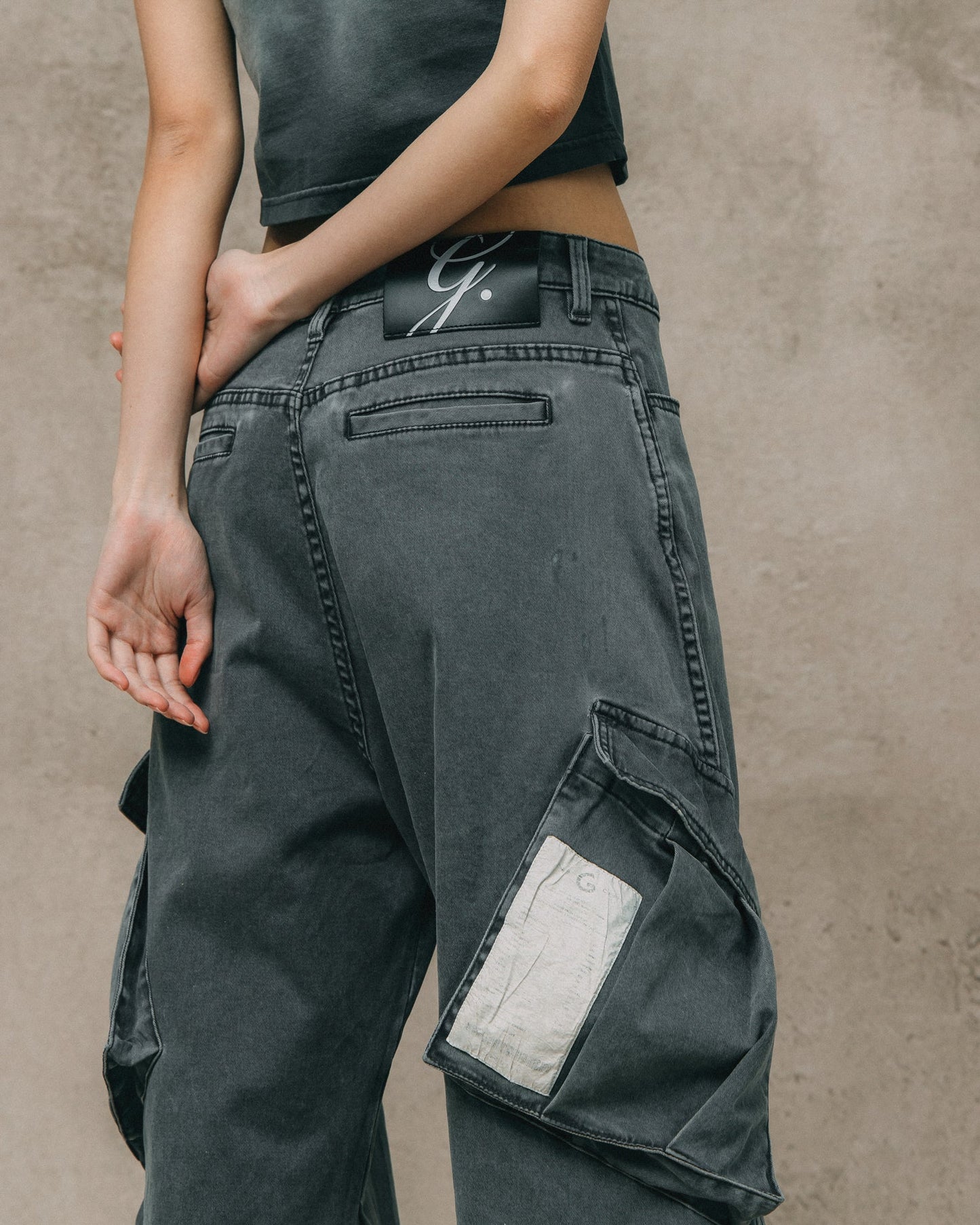 GROCERY WASHED WIDE LEG CARGO PANTS/ STONE - GROGROCERY