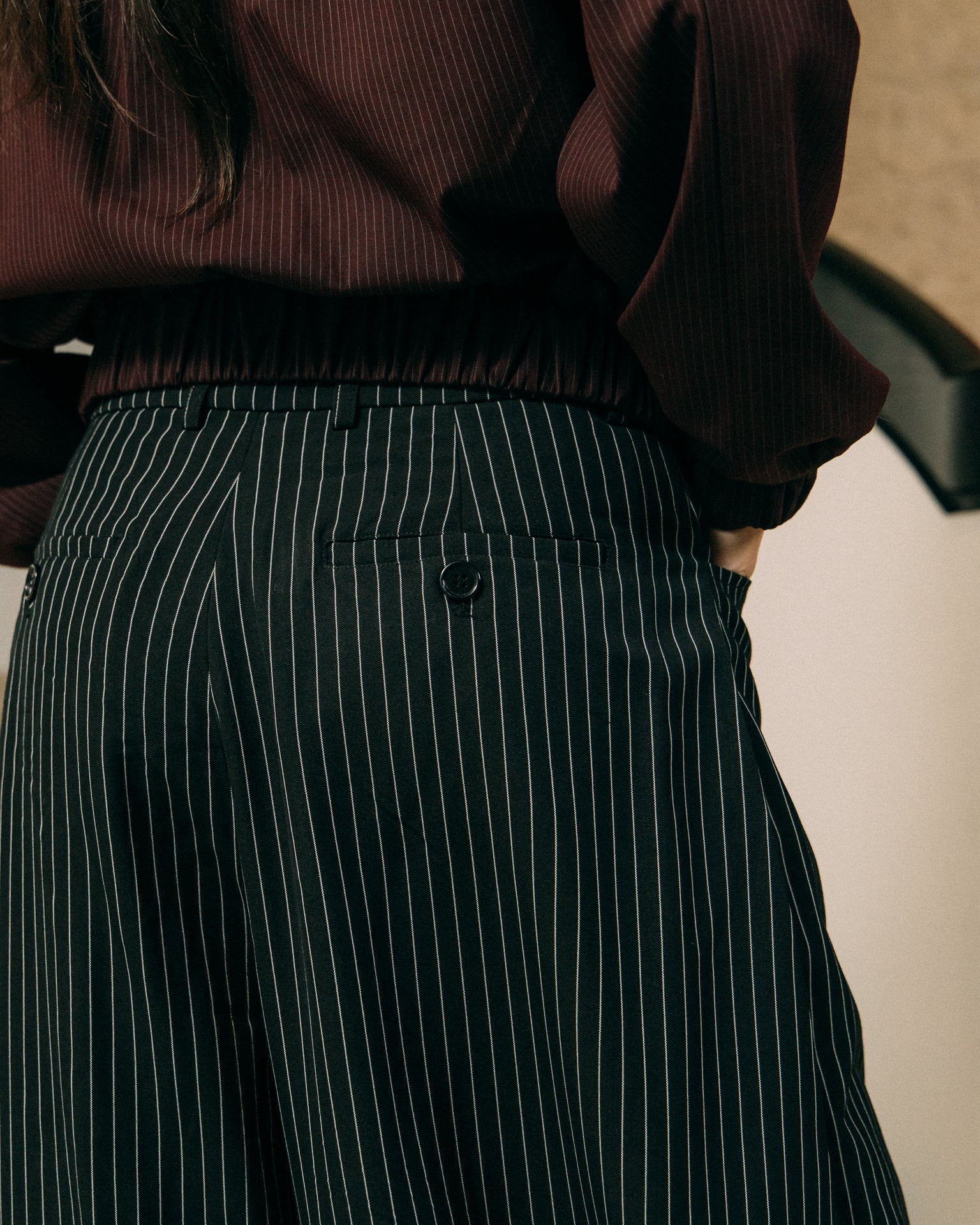 GROCERY WIDE LEG PLEATED STRIPE PANTS/ BLACK - GROGROCERY