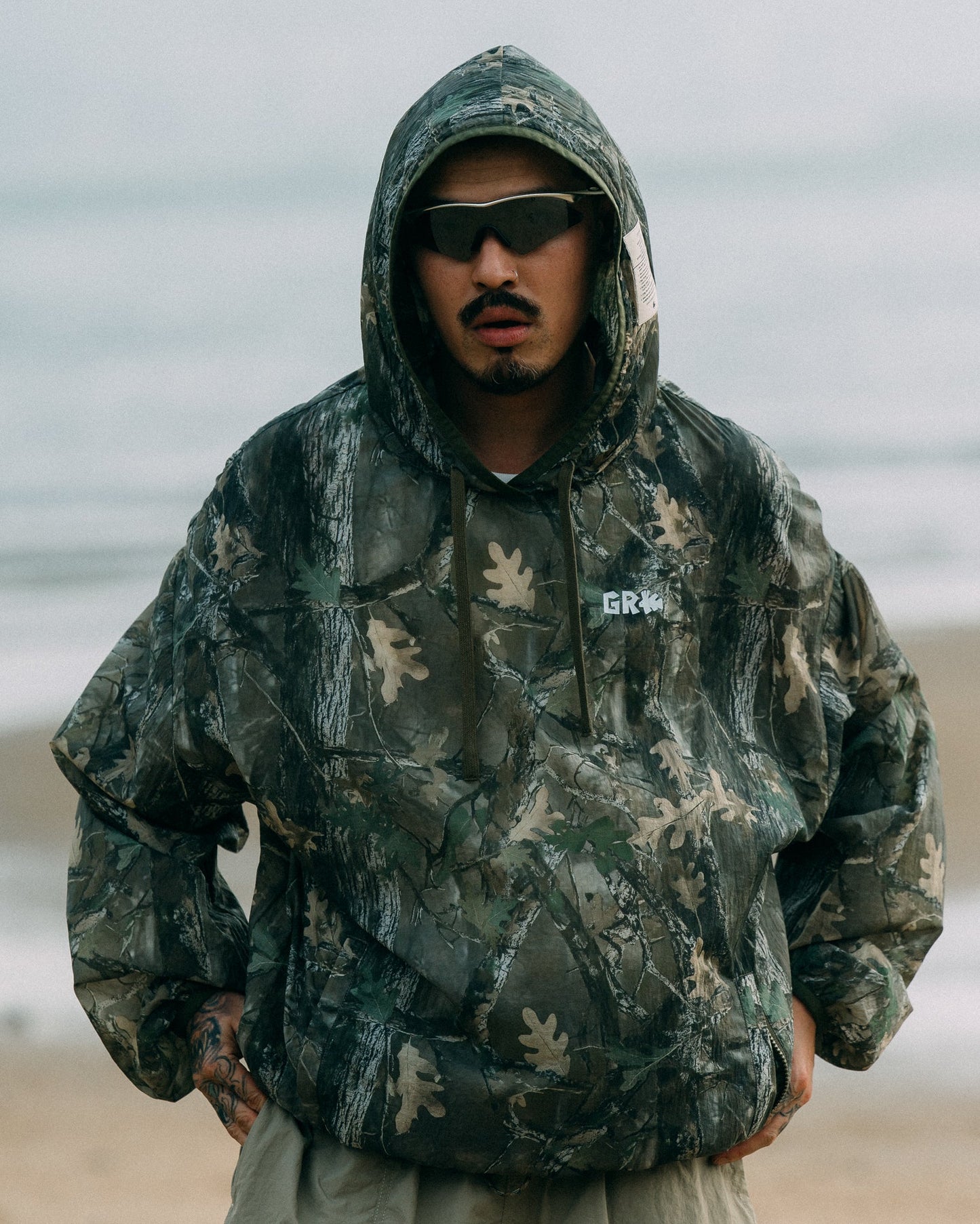 GROCERY x CLUB STUBBORN THE DEFENDER HOODIE/ WOOD CAMO - GROGROCERY