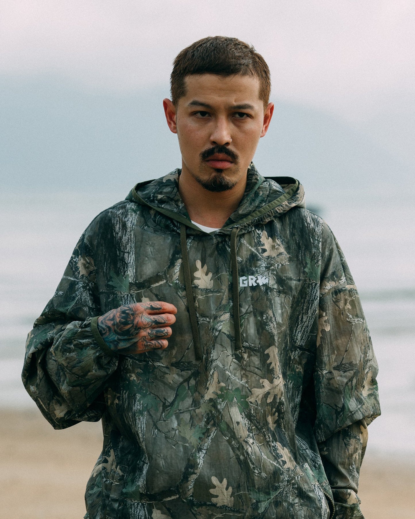 GROCERY x CLUB STUBBORN THE DEFENDER HOODIE/ WOOD CAMO - GROGROCERY