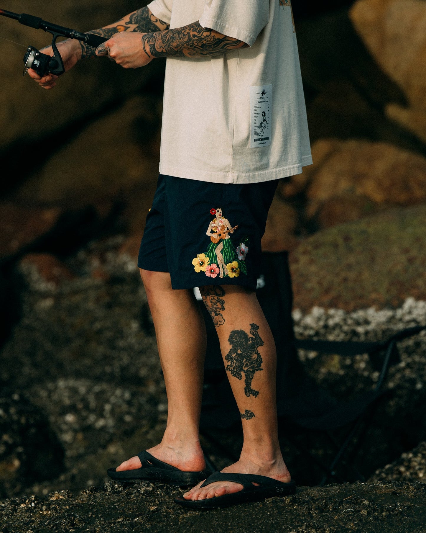 GROCERY x CLUB STUBBORN ULTRA SOUVENIR SHORTS/ HAWAII NAVY - GROGROCERY