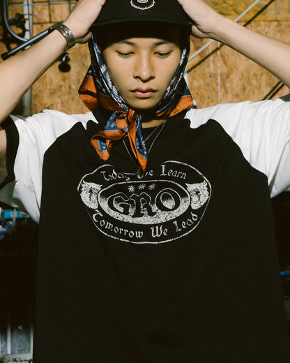 GROCERY X FOOTLOOSE TYCOON RAGLAN TWO TONE BOXY TEE/ BLACK - GROGROCERY