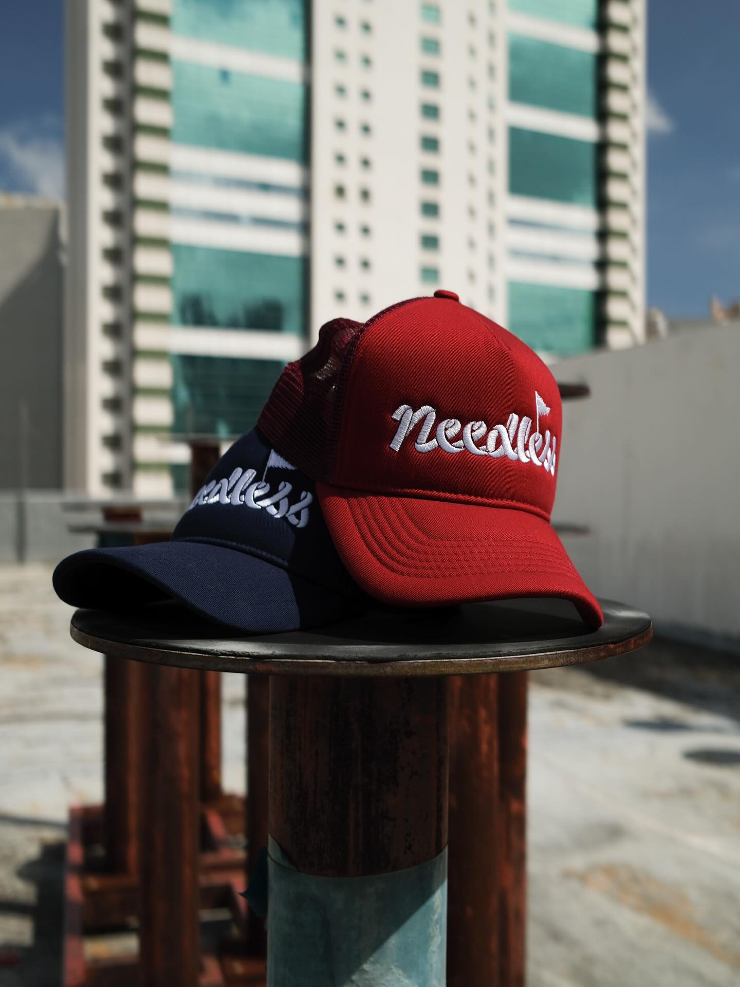 NEEDLESS EMBROIDERY LOGO TRUCKER CAP/ RED - GROGROCERY
