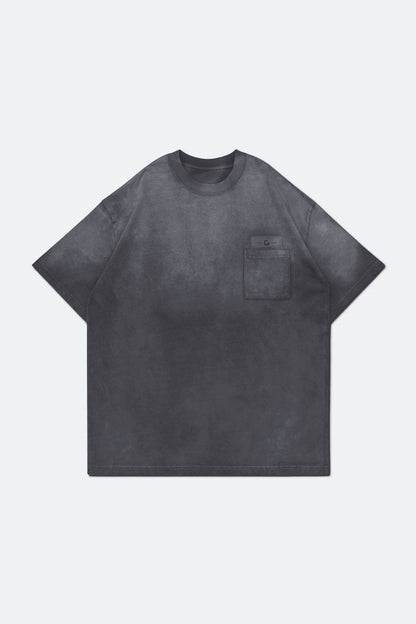 GROCERY SNOW  WASHED INVOICE POCKET TEE/ CHARCOAL