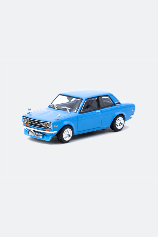 TARMAC WORKS 1/64 DATSIN 510 LIGHT BLUE - ROAD64 - GROGROCERY