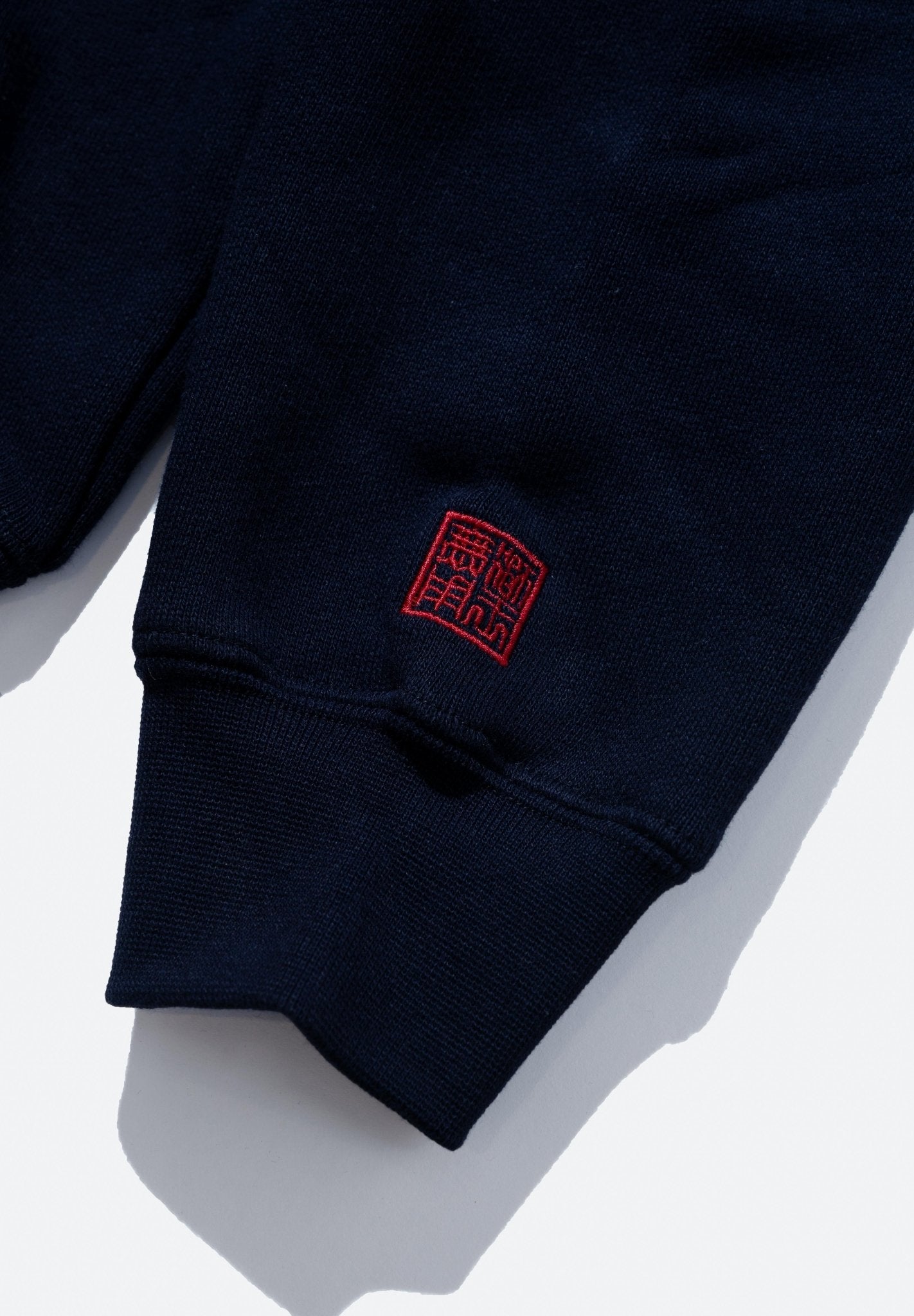 URDU X NEEDLESS DONALD DUCK「旗開得勝」HOODIE/ NAVY - GROGROCERY