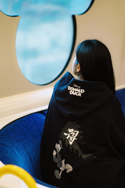 URDU X NEEDLESS DONALD DUCK「旗開得勝」HOODIE/ NAVY - GROGROCERY