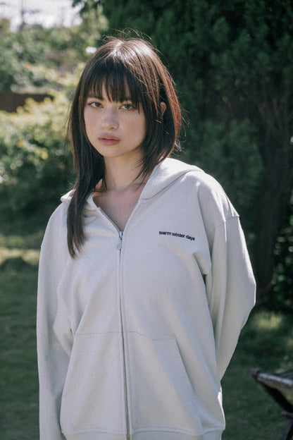 WARM WINTER DAYS ZIP UP HOODIE/ CLOUD - GROGROCERY