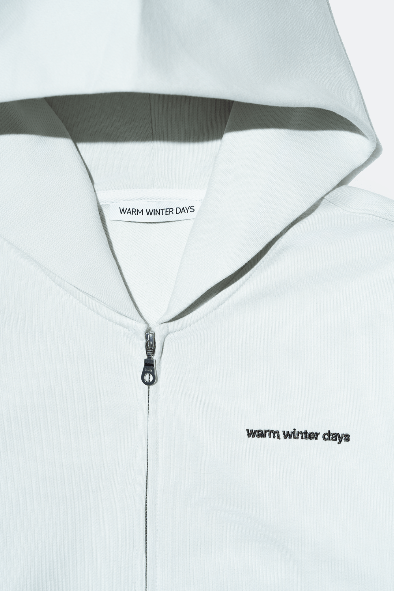 WARM WINTER DAYS ZIP UP HOODIE/ CLOUD - GROGROCERY
