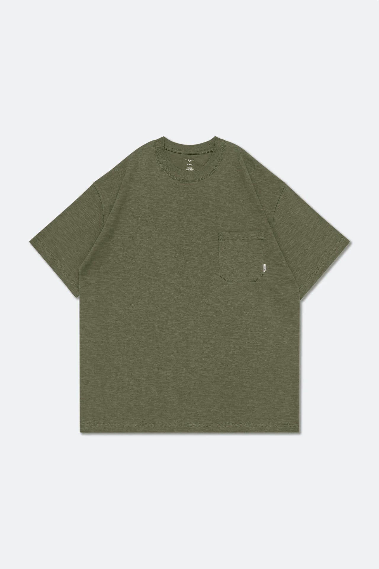 GROCERY SS23 TEE-039 VERY BASIC POCKET TEE/ OLIVE - GROGROCERY