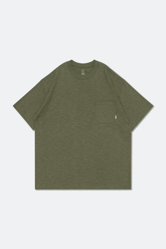 GROCERY SS23 TEE-039 VERY BASIC POCKET TEE/ OLIVE - GROGROCERY