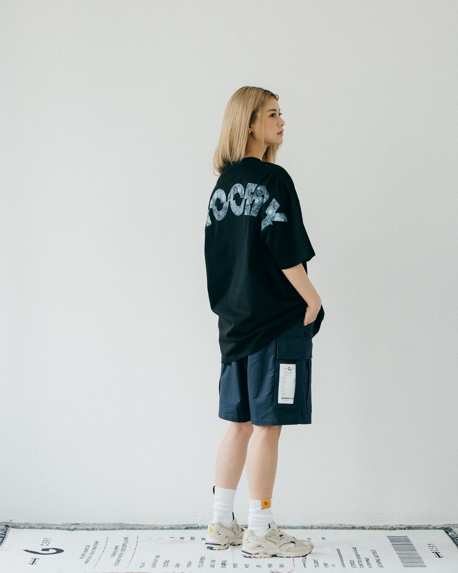 GROCERY TEE-064 BIG LOGO RETRO TEE/ BLACK - GROGROCERY